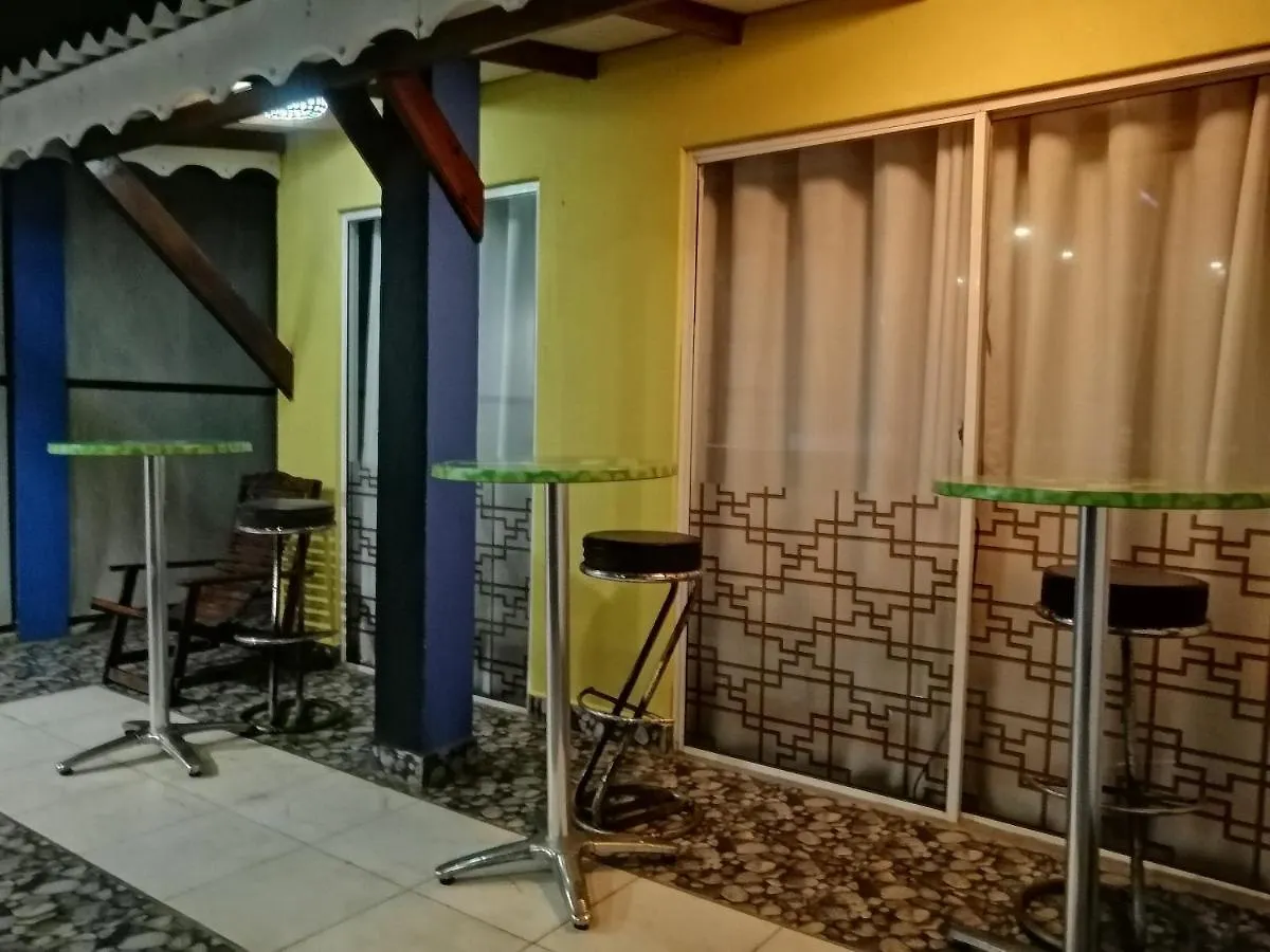 Le Petit Hotel & Restaurant نيجومبو سريلانكا